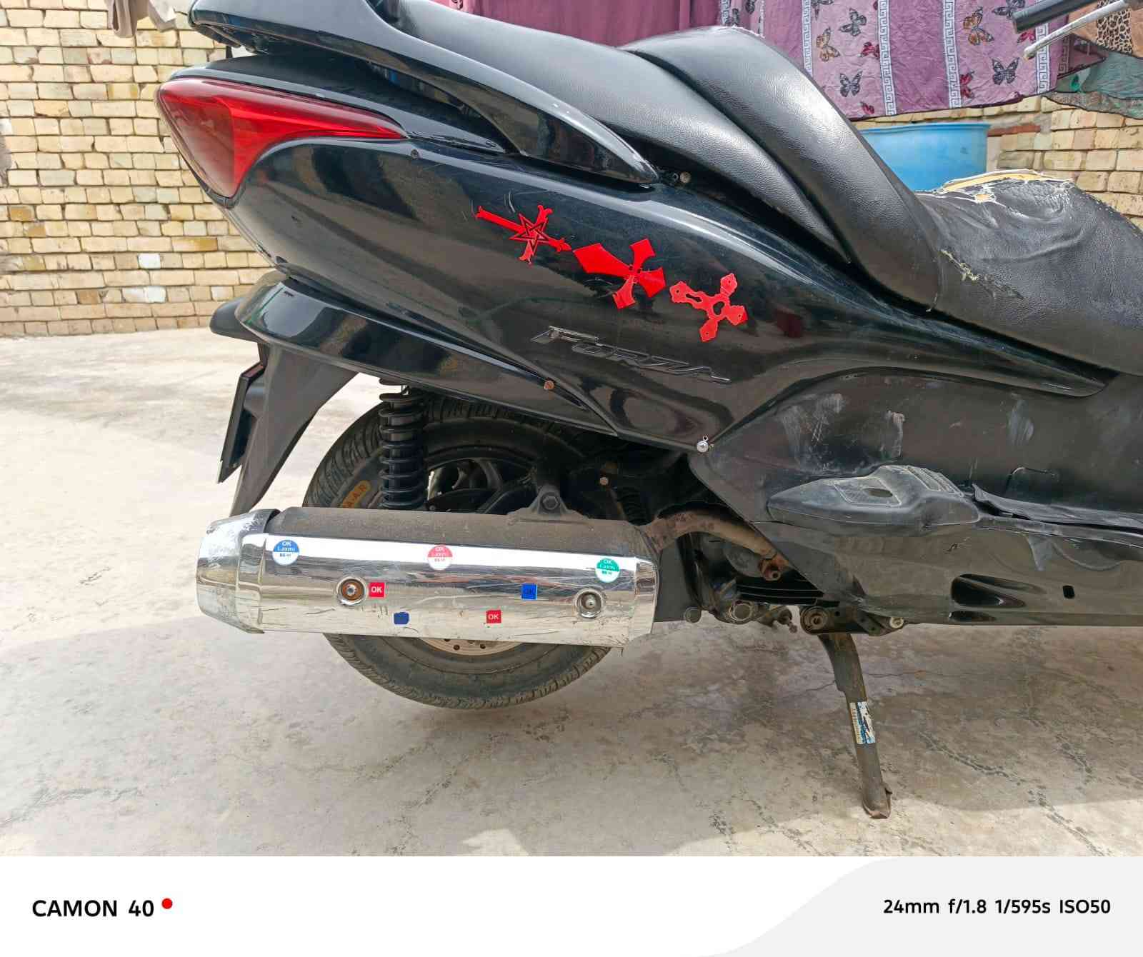 سلام عليكم
فورزه صفر ثمانيه 
كلشي شغال بيها كهرباءيات  كلهن شغالات 
مكينه شلعه ومعدل بيها كلج تعبان تقفلل 100
بيها منفيس ومكاتبه السعر ٧٠٠
وبيها مجال لطيبين
عنوان بغداد المعامل
الهاتف
***********
