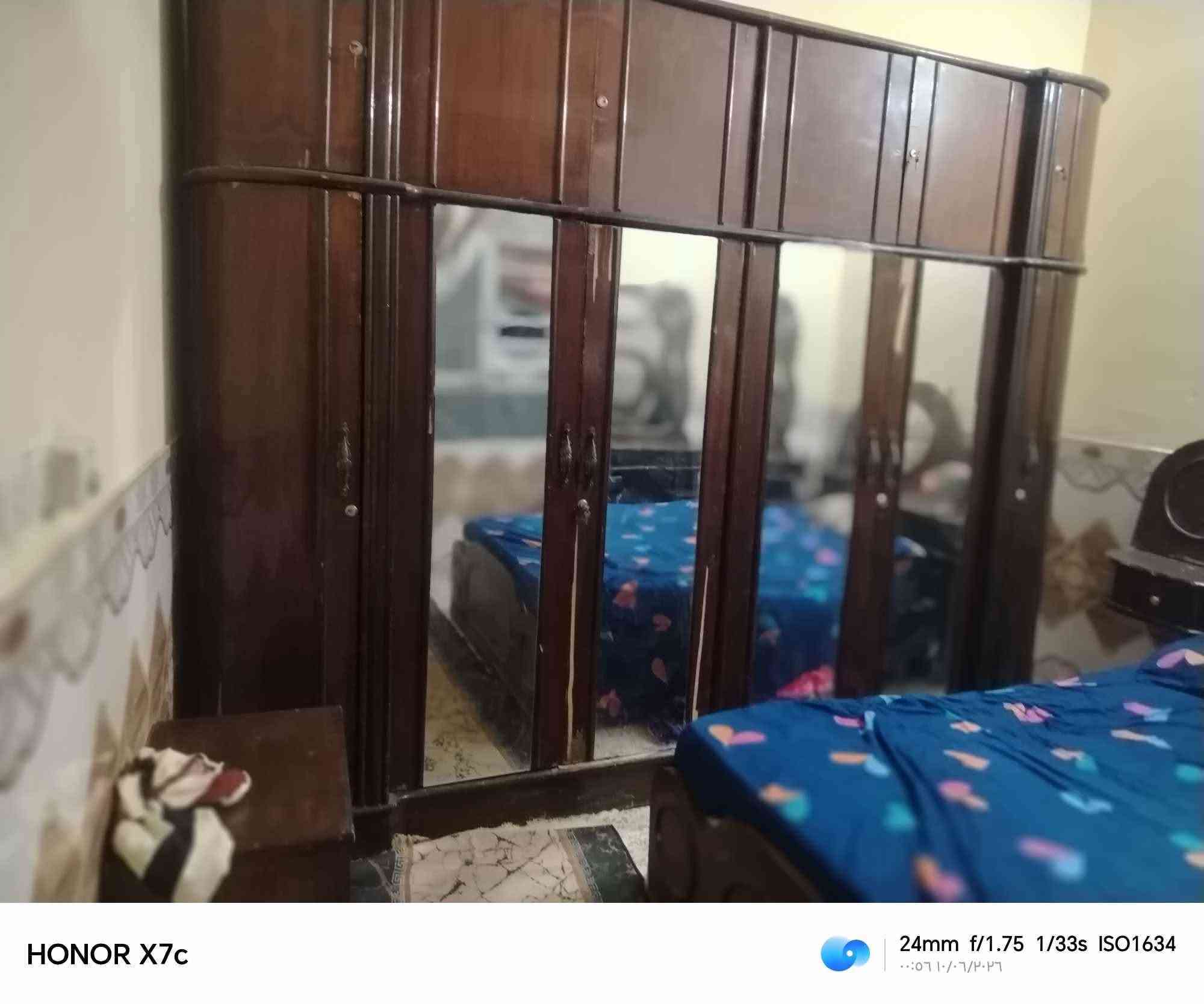 سلام عليكم غرفه اخشاب مصري عشر قطع بعد زاويه وياه +دوشك نفرين اصلي مابيه كل نقص تفله منا تركب سعر خاص


**إذا كنت صاحب هذا الإعلان وتريد حذفه لأي سبب، رجاءا أرسل رسالة إلى الدعم الفني**