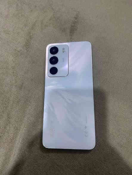 سلام عليكم للبيع ريلمي سي 71 او مراوس بايفون ذاكره 256داخليه 24 ضد الكسر والمي بعده بل كارتون سعر 175 واتساب ***********
