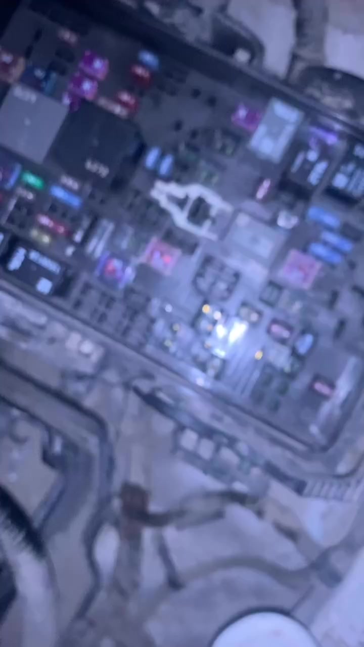 سلام عليكم شباب عندي  ماليبو 22 غطعت ناريه فجئه  ويطلع صوت من بيت الفيوزات  اكو ورحد خبره يفهمنه


**إذا كنت صاحب هذا الإعلان وتريد حذفه لأي سبب، رجاءا أرسل رسالة إلى الدعم الفني**