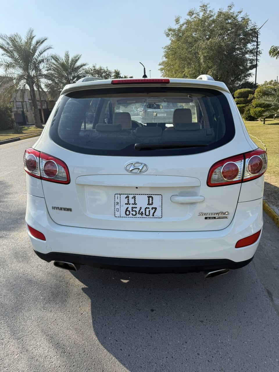 سلام عليكم للبيع سنتافيا ٢٠١٢ وراد خليجي مال شركة عامة مكينة ٦ سلندر ٣٥٠٠  كفالة عامة من صبغ ماشية ١٢٦ مكان سيارة بغداد حي جامعة لسعر١٦٣ رقم هاتف ☎️ ***********
