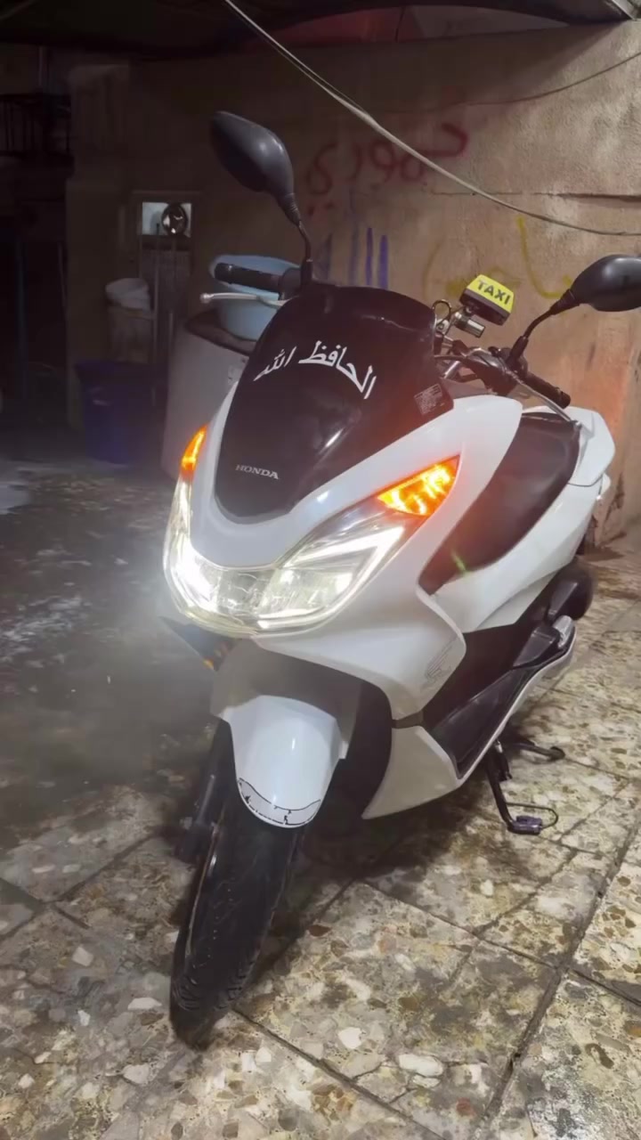 سلام عليكم بيسي اكس مرقمه رقم وسنويه شرط تحويل مكفوله كفاله عامه بيها شي بصيط مكاني بغداد شعب شارع صحه***********مكلف بل نشر
