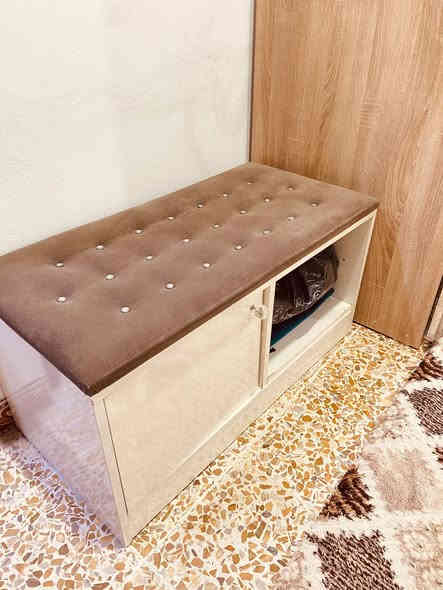 غرفة تركي نظيفة كلش 
نظام سلايت 6 قطع 
السعر 600 ابيعها قسط ونقد
***********
***********
