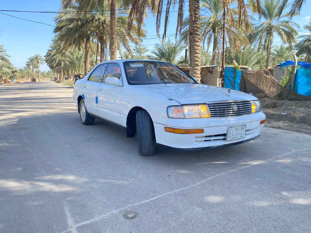 سلام عليكم  تيوته كراون نوع بطه موديل 1991مكفوله من كص ونقل جثه سياره نضيفه وجديده كير ومحرك 2500رقم بغداد تحويل مباشر تبريد جاهز حداديه جديده وبطاريه جديد كهربائية جديده وشاشه شغاله وسستم سماعات دشبول جديد كلشي جديد بيه العنوان حله بابل سعر 75وبيه مجال للجادين ***********و***********
