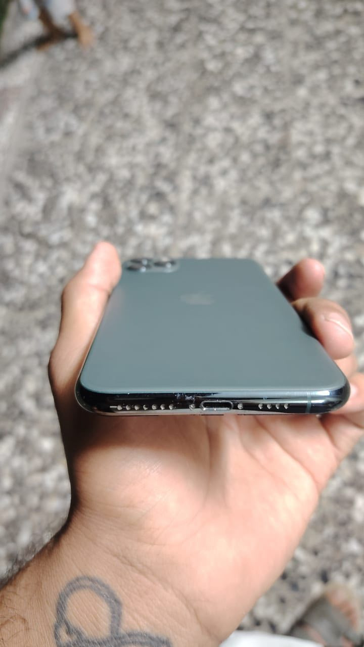 ايفون 11برو ماگس
جهاز جديد مبدل بطاريه فقط والاصليه 
ذاكره 256 
موجوده تقرا ٨٠  مع كارتونه وشاحنه 
مراوس بجهاز خطين عادي مكاني بغداد اليوسفيه ***********
