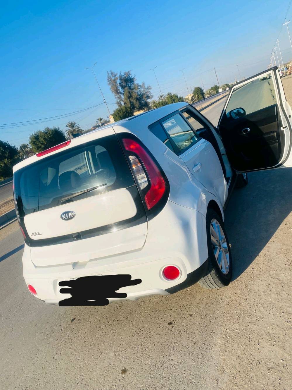 سلام عليكم من رخصه الادمن المحترم
كيا صول 2017 شاشه تحكم ستيرن جهتين حساسات خلفيه كامره خلفيه مانع انزلاق سماعات 6 مكينه GDI 2000 فول صرف بانزين مابيه حادث قطعتين جاملغ وبنيد وبين بارد خلفي شاشه بل دشبول تعرضلك قوه التبريد سياره مكان المسيب رقم بغداد السعر120وبيها مجال ترهم مراوس للاستفسار ***********  مكاني بابل المسيب
ماشيه 55الف 
