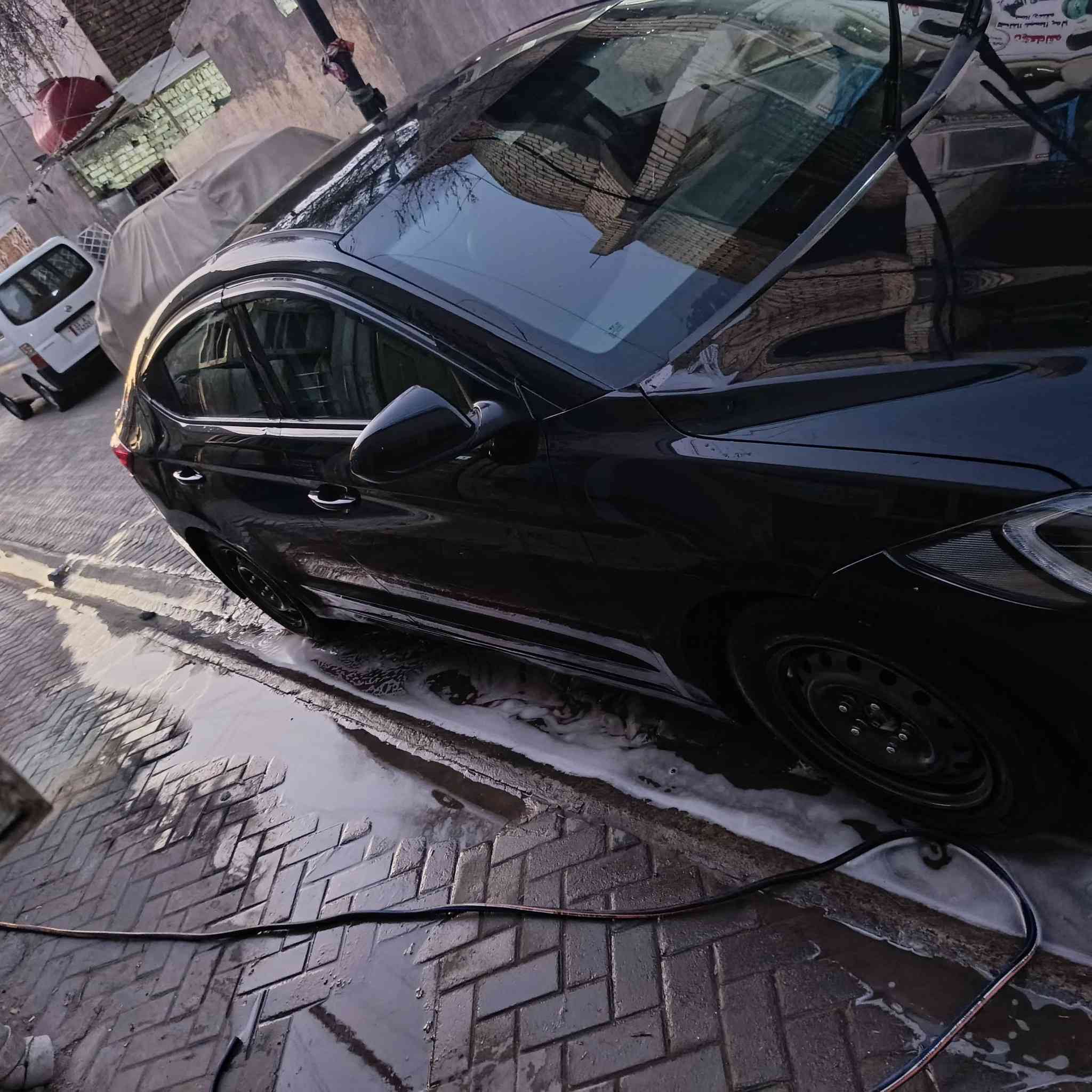 السلام عليكم النترة ٢٠١٧ سيارة وارد كندي بيه تبديل بابين صفحة العبري مبدالة نفس ألوان بدون دواخل كير مكينة ٢٠٠٠ دوش تبريد تخم تاير كله جديده خير من يالله عارضه ١٠٥ وبيه سيارة باسمي شرط تحويل سنويته ٢٠٣١ مجال مكان بغداد الاستفسار ***********
