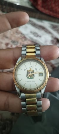 للبيع • ساعات