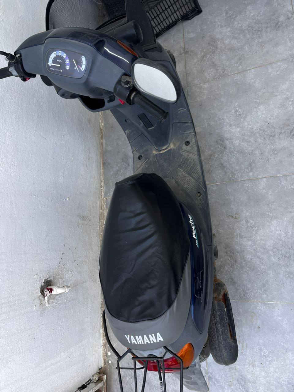 ياماها سله جبيره قبل 7اشهر طلعته من معرض دراجه نضيفه كلششش منفيس موجود ويا ***********
