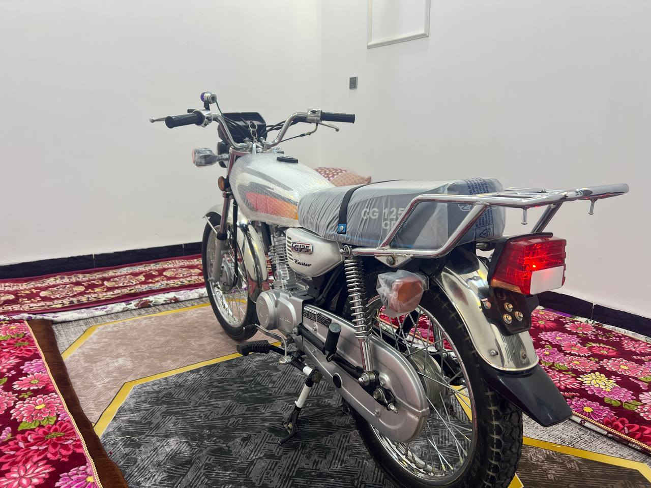 ارشا مديل 26 بعدها جديده فول احلى من صور شرط اوراق اسكنر سكنر مداور وين مايعجبك ماعوزها شي ابد السعر 650 مجال بسيط الشراي العنوان كربلاء الاتصال ***********
