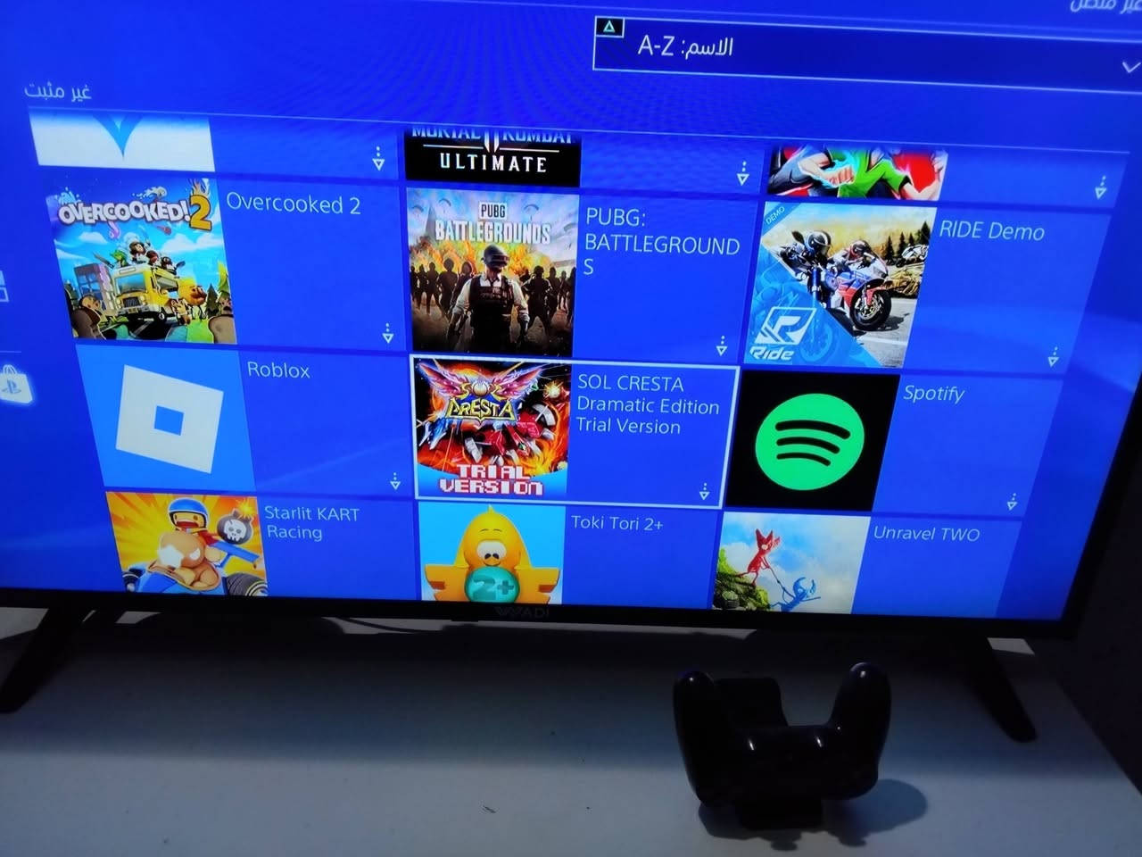السلام عليكم بلي 4 (PS4) نظيفة 4 يدات + قاعدة شحن DOBE + مكتبة ألعاب ضخمة
التفاصيل:
الجهاز: بلايستيشن 4 مستخدم استخدام الجهاز شغال وعال العال وبدون أي مشاكل تقنية.
اليدات والملحقات:
4 يدات وايرات شحن أصلية عدد 2
قاعدة شحن ثنائية أصلية من شركة DOBE تشحن يدتين وترتب المظهر
مكتبة الألعاب أكثر من 15 لعبة
الألعاب الكبيرة جي تي أي 5 (GTA V) | ماين كرافت (Minecraft) | كراش (Crash Bandicoot)
ألعاب السيارات نيد فور سبيد هيد (NFS Heat) | ذا كرو 2 (The Crew 2) | جران توريزمو (Gran Turismo Sport)
ألعاب القتال والتجمعات مورتال كومبات 11 (Mortal Kombat 11) | مورتال كومبات اكس ال (Mortal Kombat XL)
العاب زوجي إت تيكس تو (It Takes Two) | أيه واي آوت (A Way Out)
مغامرات وسرفايفل (بقاء) وضحك ارك (Ark Survival Evolved) | ريمان (Rayman Legends) | اوفروكيكد (Overcooked) | هيومن فال فلات (Human Fall Flat) | إينيرشال دريفت (Inertial Drift) | جرود (Grood)
(بالإضافة إلى الألعاب المجانية المثبتة مثل eFootball و Fall Guys).
💵 السعر المطلوب بالكامل 480 الف وبيه مجال
 عل خاص او واتساب ***********
العنوان واسط العزيزية اكو التوصيل
