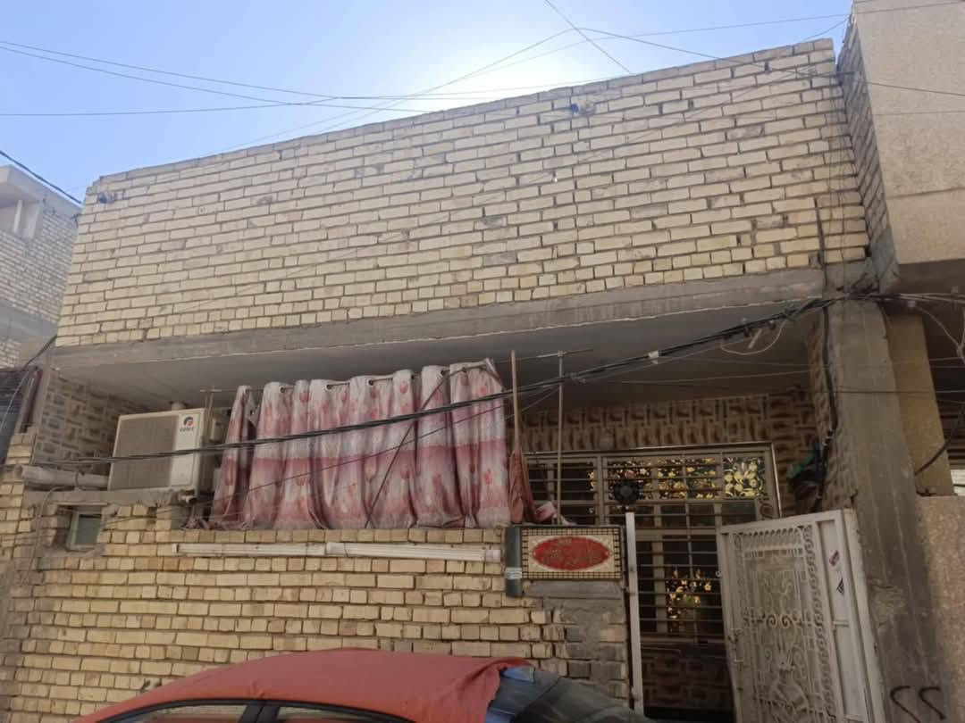 السلام عليكم بيت لبيع مساحة 75 بغداد الشعلة الدوانم مقابل ق7 الشارع الأخضر طابق ونص استفسار ع ***********
