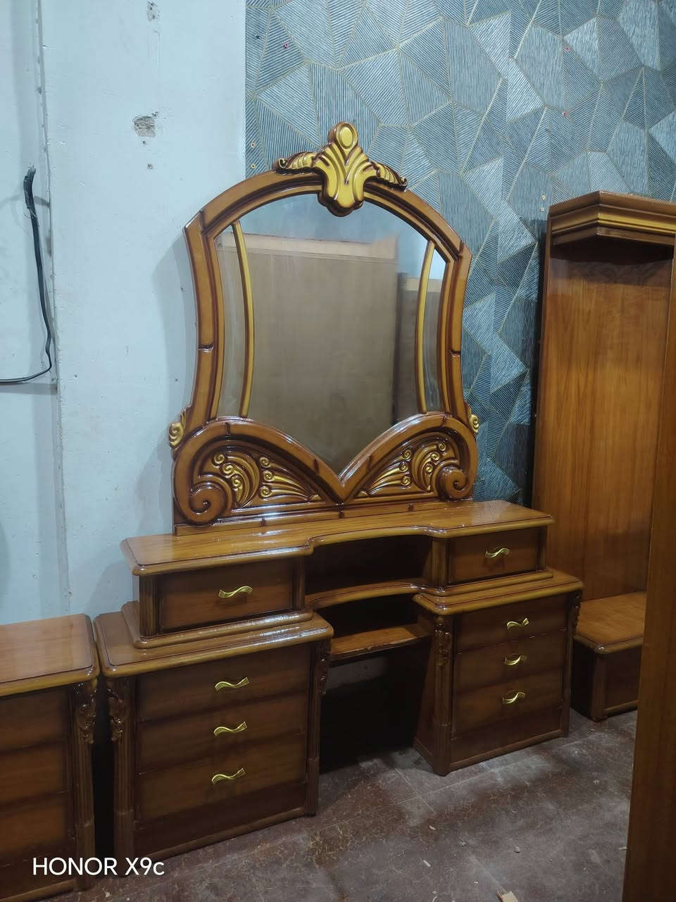 #للبيع 
غرفه نظيفه استخدام قليل السعر 800
العنوان 
الأنبار ا_لرمادي _التأميم القادسيه الثانيه _مقابل مدرسة زين العابدين الأهليه_ مجاور حدادة البركه
اللتواصل 
***********
***********
