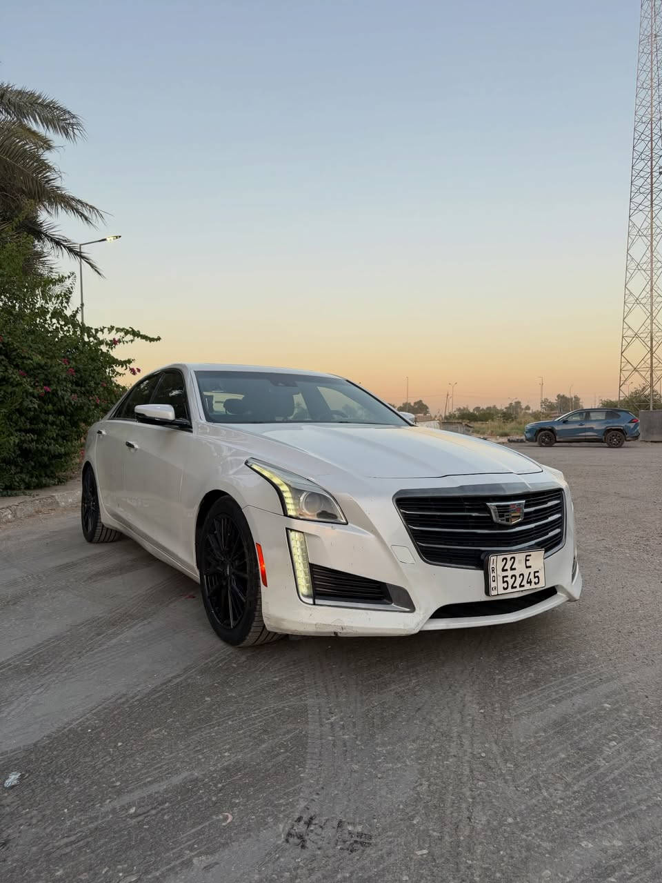 🔥 للبيع فقط 🔥

🚘 Cadillac CTS Luxury AWD 2017

✨ فخامة أمريكية • محرك V6 اعتمادي • دفع رباعي • ممشى قليل ✨

🚘 نعمان أوتو | Numan Auto
ثقة التعامل • جودة السيارات

━━━━━━━━━━━━━━━

📊 الموديل: 2017
⚙️ المحرك: 3.6L V6 (تنفس طبيعي – بدون تيربو)
⚙️ القير: أوتوماتيك 8 سرعات
🛞 الدفع: AWD (دفع رباعي)
🎨 اللون: أبيض
📈 الممشى: 75 ألف ميل

━━━━━━━━━━━━━━━

💎 أهم المواصفات:

✅ محرك 3.6 V6 قوي واعتمادي
✅ نظام دفع رباعي AWD
✅ رادار أمامي
✅ رادار النقطة العمياء (Blind Spot)
✅ Apple CarPlay
✅ شاحن لاسلكي للهاتف
✅ تبريد المقاعد الأمامية ❄️
✅ تدفئة المقاعد الأمامية 🔥
✅ تدفئة الستيرن 🔥
✅ داخلية فاخرة وقيادة مريحة

━━━━━━━━━━━━━━━

🛠 الحالة بكل شفافية:

✔️ الممشى 75 ألف ميل فقط
✔️ بدون إيرباك
✔️ صبغ قطعتين فقط (الجامرلوغ الخلفي والباب الخلفي)
✔️ جاهزة للفحص والمعاينة

━━━━━━━━━━━━━━━

📍 الموقع: بغداد

📞 ***********
📲 واتساب / اتصال

#Cadillac #CadillacCTS #CTS #كاديلاك #CTS2017 AWD سيارات_للبيع بغداد نعمان_أوتو
