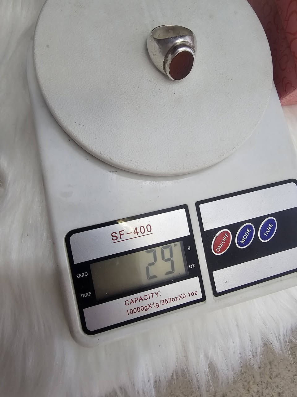 محبس فضه عقيق يماني مخطوط ب ١٢٥


**إذا كنت صاحب هذا الإعلان وتريد حذفه لأي سبب، رجاءا أرسل رسالة إلى الدعم الفني**