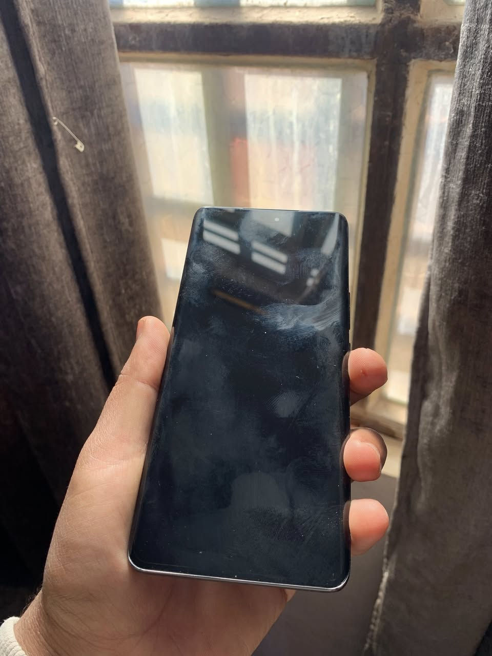 Honer x9c نضيف كلش استخدام اقل ٤

اشهر كامل ملحقات مكفول من كل شي '

٣٠٠ بي مجال قايل الموبايل جديد مكاني كربلاء الحر  رقمي ***********
