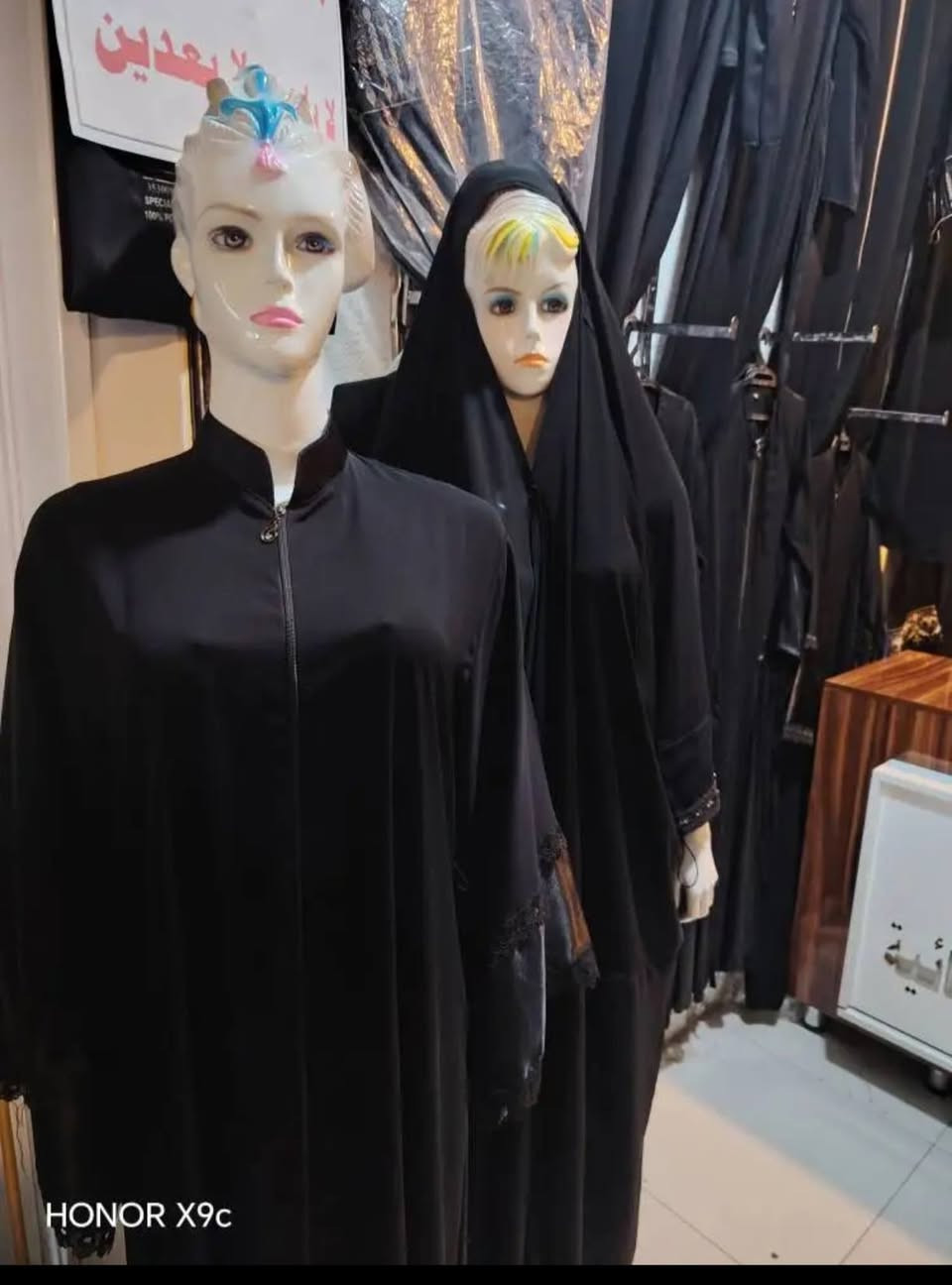 ملكانات نسائية عدد ٨
مكاني سوق زبيد الاتصال *********** عمارة, ميسان
