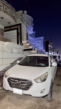 توسان للبيع موديل 2015 خليجي السياره نضيفه وحلوه وعلى أيدي بيها قطعتين...