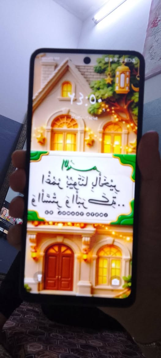 انفنكس هوت 30نضيف بس فطر بل شاشه مايأثر السعر 60 حي السماح ***********
