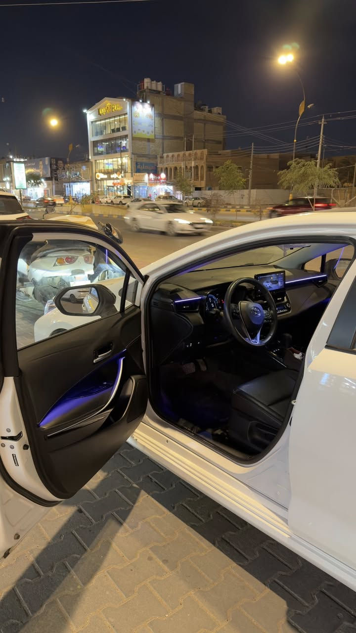 � للبيع تويوتا كورولا هايبرد 2024 🚗
🔹 الموديل: 2024
🔹 اللون: أبيض
🔹 العداد: 14,000 كم (قابل للزيادة)
🔹 المنشأ: خليجي – وارد صيني
🔹 رقم التسجيل: القادسية

✨ المواصفات:

 • نظام هايبرد اقتصادي
 • 3 أنظمة للقيادة
 • إضاءة LED داخلية
 • عازل حراري للزجاج مضاف
 • السيارة بحالة ممتازة وجاهزة للاستخدام

📲 للتواصل واتساب فقط:
+964 781 000 5560
