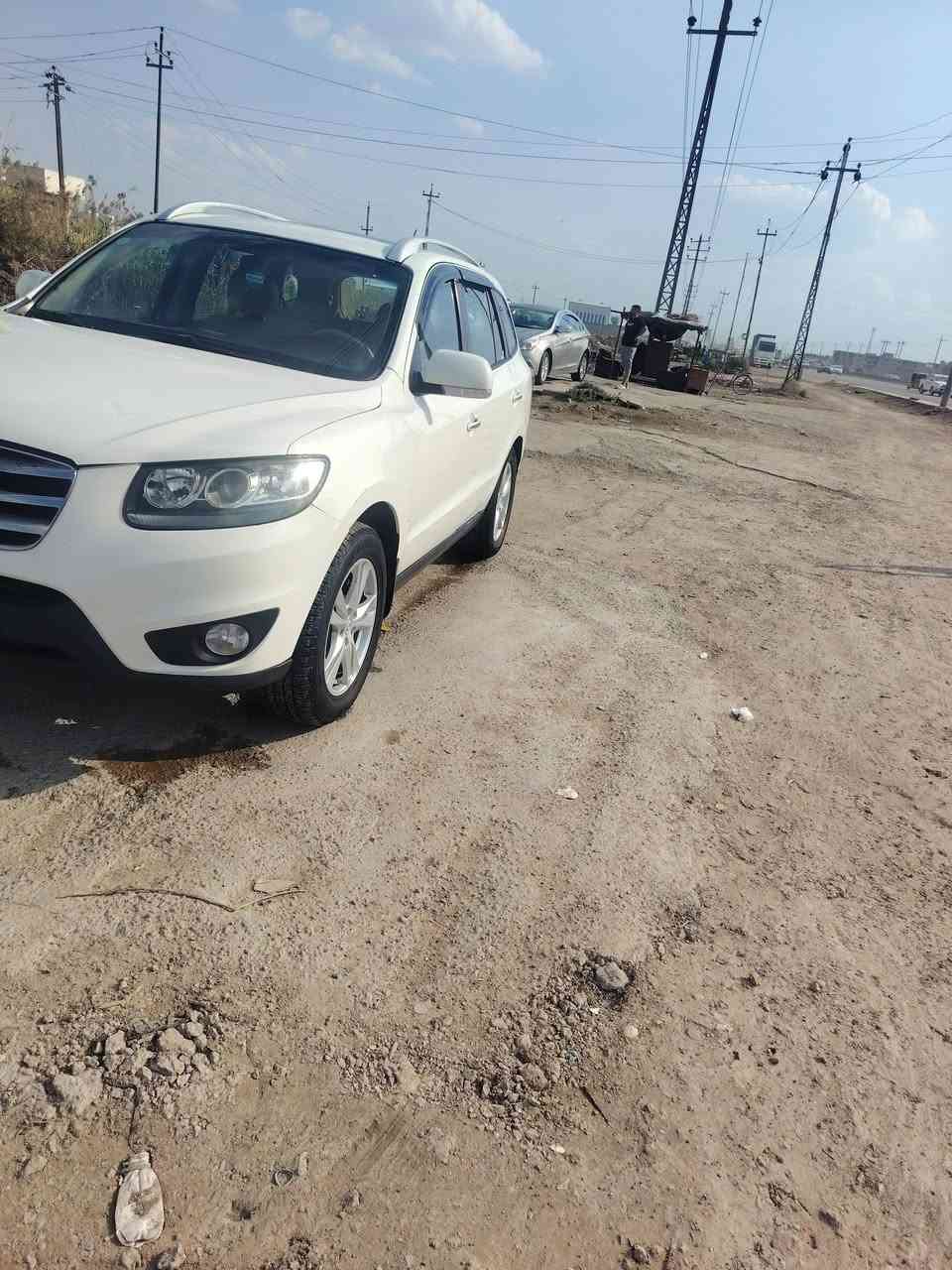 سلام عليكم سنتافي للبيع ٢٠١٠ رقم وسنويه جديد سونار ويه الصور مكان ديالى بعقوبه السعر ١٣٧ بيهة مجال ***********
