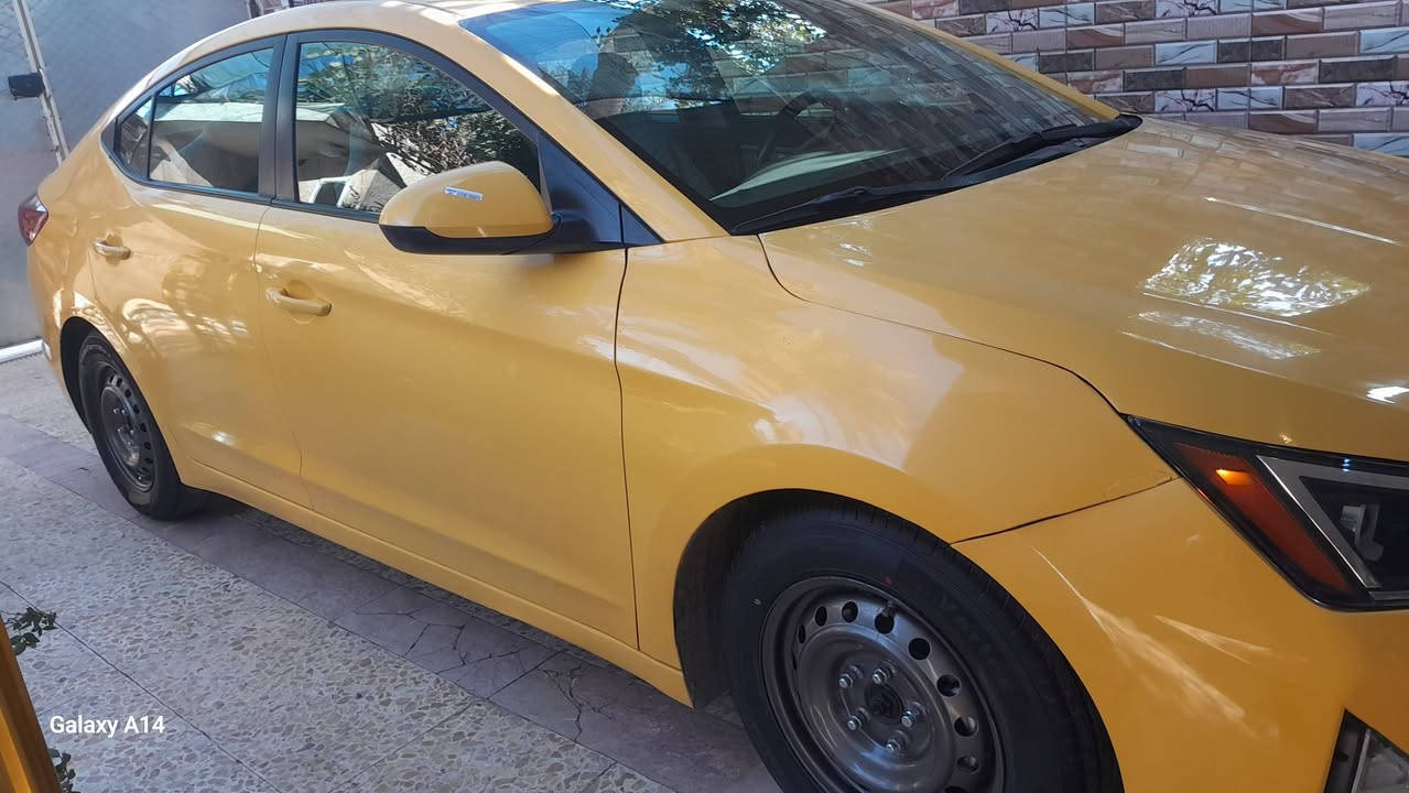 السلام عليكم سياره النترا موديل 2020 وارد أمريكي صور حادث مع سونار داخل المنشور محرك كير مامفتوح رقم بغداد بسمي شرط التحويل 
العنوان بغداد السعر 138 او بيه مجال بسيط رقم الهاتف ***********
