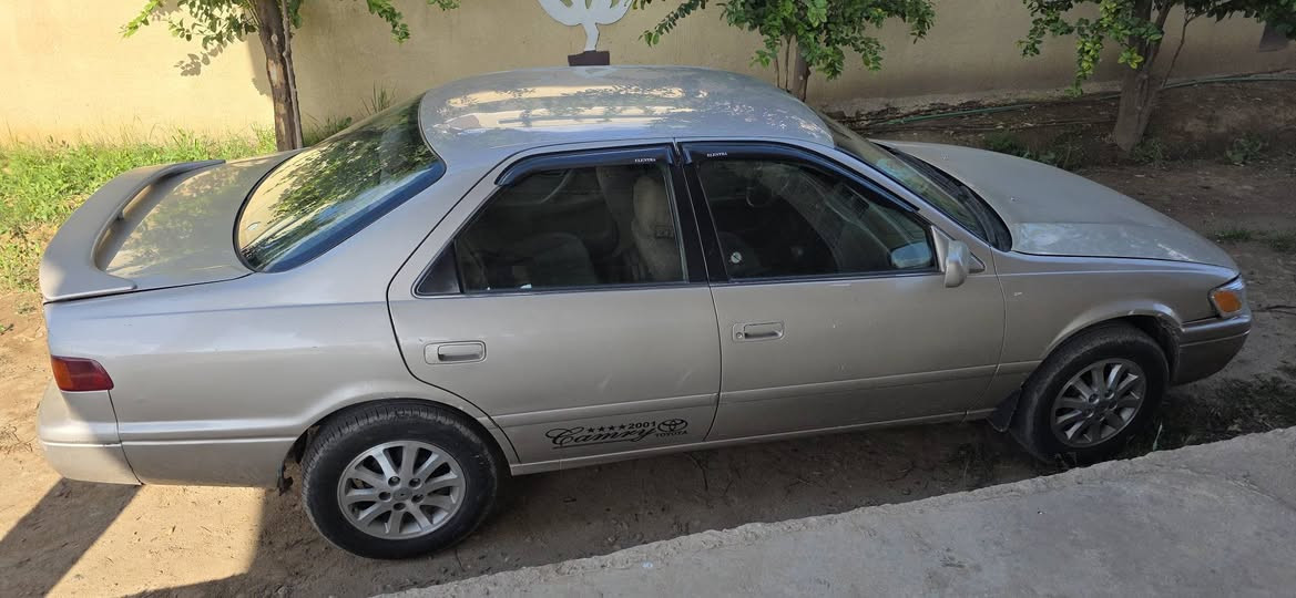 كامري موديل ٢٠٠٠ وارد أمريكا رقم بغداد بسمي لون أصفر ذهبي أربع سلندر كير محرك تبريد كفاله تخم تاير باتري جديد كهربائيات كله شغاله مصبوغه حزام سياره حلوه وناعمه مالت جناي 
والعنده سياره دبل قماره اوتوماتيك مراوس عادي يرهم


**إذا كنت صاحب هذا الإعلان وتريد حذفه لأي سبب، رجاءا أرسل رسالة إلى الدعم الفني**