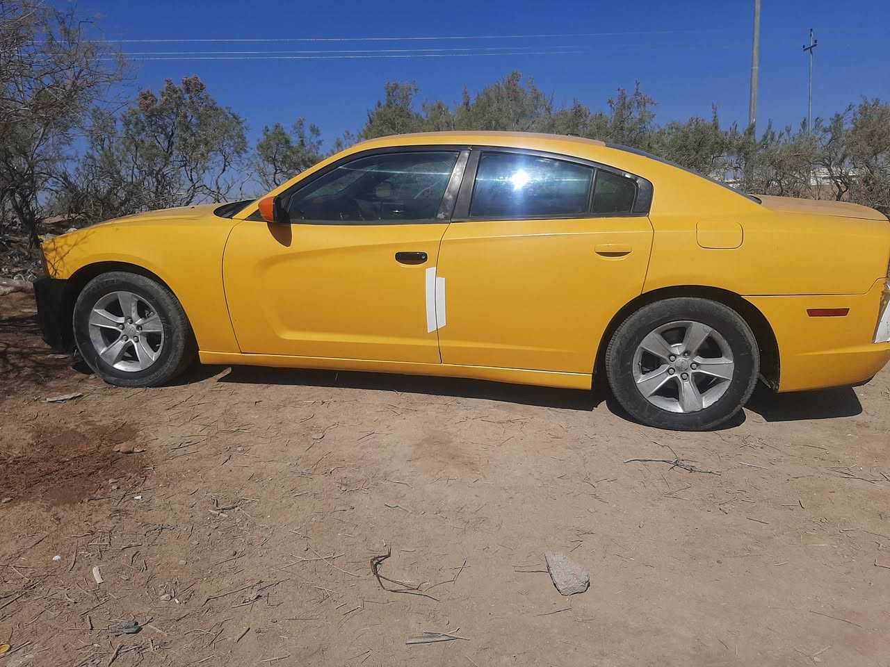 شارجر 11 بغداد صدامي حاليا معامله بسمي صاعده هزة غلط بالكمرك او صححته بس يتعمم هاي الايام استلم رقم انكليزي بسمي  واداورلك خطها عماره بغداد امصفره من كلشي محرك كير حداديه تخم تاير كهربايات كله جديد سياره مال شغل خير من الله سعرها 108 بيها مجال للشراي مكانها ذي قار  وانا حاليا بالدوام سياره يم السايق شوفها واذا عجبتك ابخدمتك 
***********
