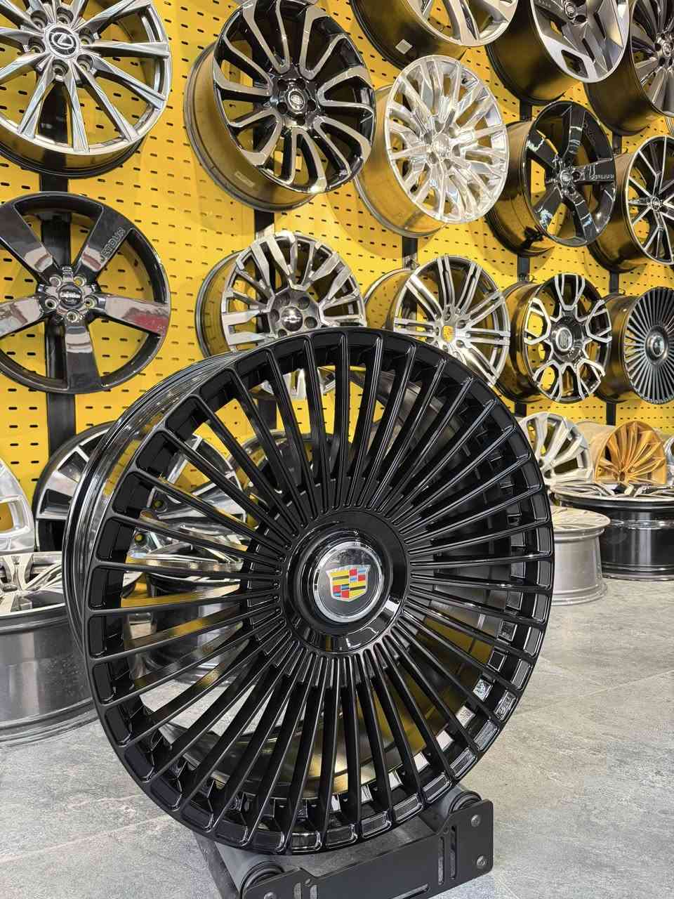 سلام عليكم
الاطارات ويل كاديلاك اسكاليد
موجودة 
حجم24
موديل 2025
مال موديل جديد 
Cadillac 
مال كاديلاك موديل جديد 2025
ويل جديد 
الاطارات جديد 
***********
اسعار دذلى واتساب***********
