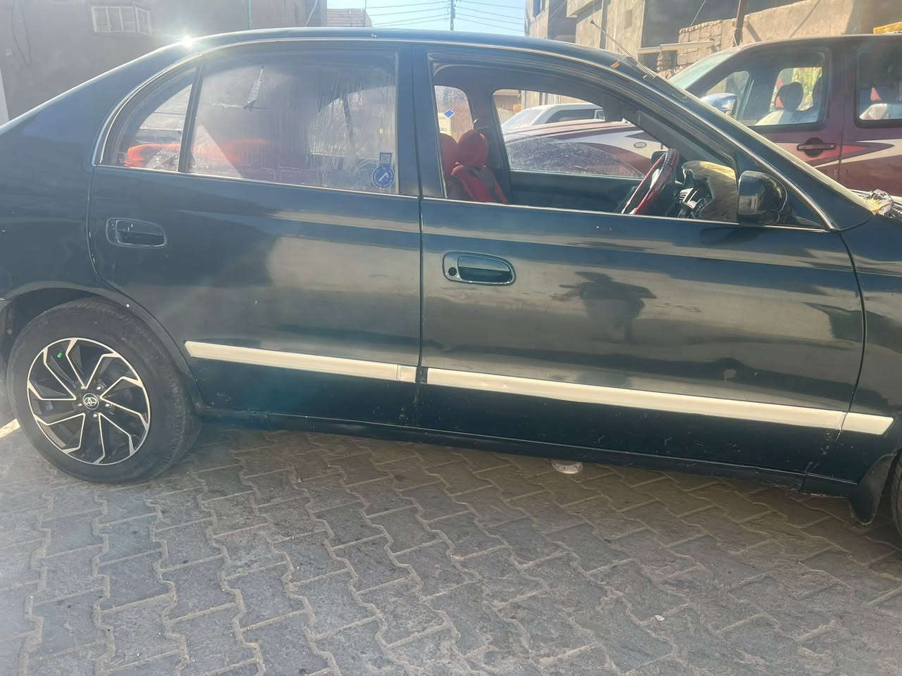 السلام عليكم كراون مييل 97 جاهزه مكين وكير وحداديه وتخم تاير السعر 35 ***********

