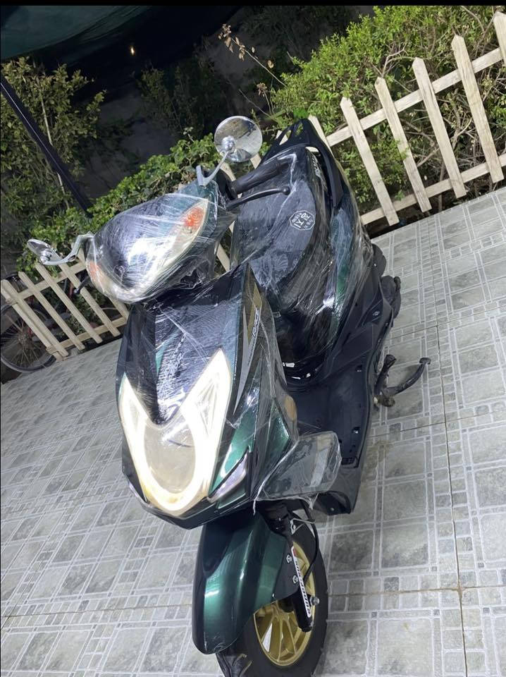 سكنس  2022 نظيفة للبيع 
السعر 500 الف وبيهة مجال 
للتواصل واتساب 
مكاني الديوانية 
***********
