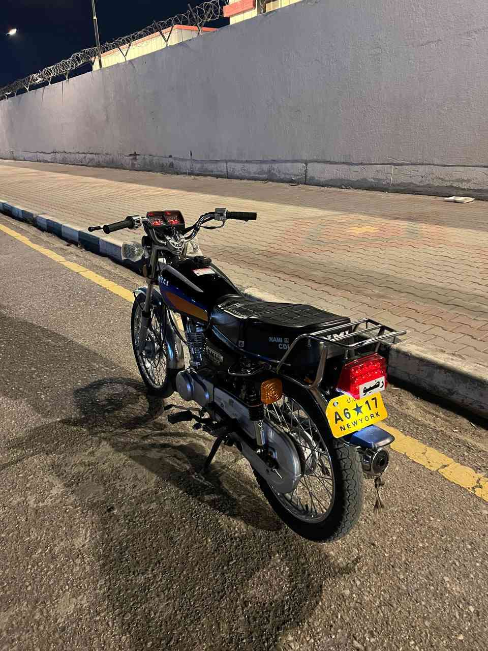 السلام عليكم دراجة ايرانية نامة غراض سيد خلدون مكينة مجمع ماكس الغراض كلها اصلية او مكفولة المكينة مامفتوحة جديدة للبيع السعر 850 وبيها مجال للتواصل خاص او ع الرقم ***********واتساب فقط.
