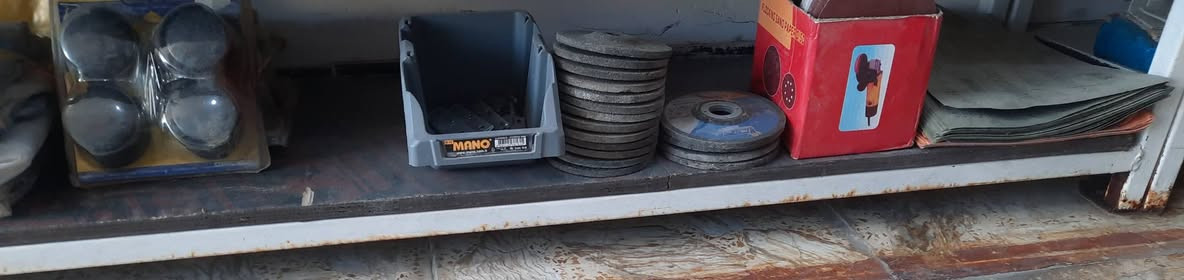 سلام عليكم مواد للبيع كهربائيه متنوعه او انشائيه العنوان بغداد السعر قوائم موجود وأسعار المواد رقم الهاتف ***********
