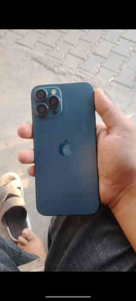 سلام عليكم ايفون 12 برو ماكس مبدل بطاريه بلاديه من الشركه يعني مال غير جهاز بطاريه    88 جهاز مابدل بس بس بطاريه الباقي كله بلاد ومراوس ب١٣ او ١٤ سعره عال رقم ***********
