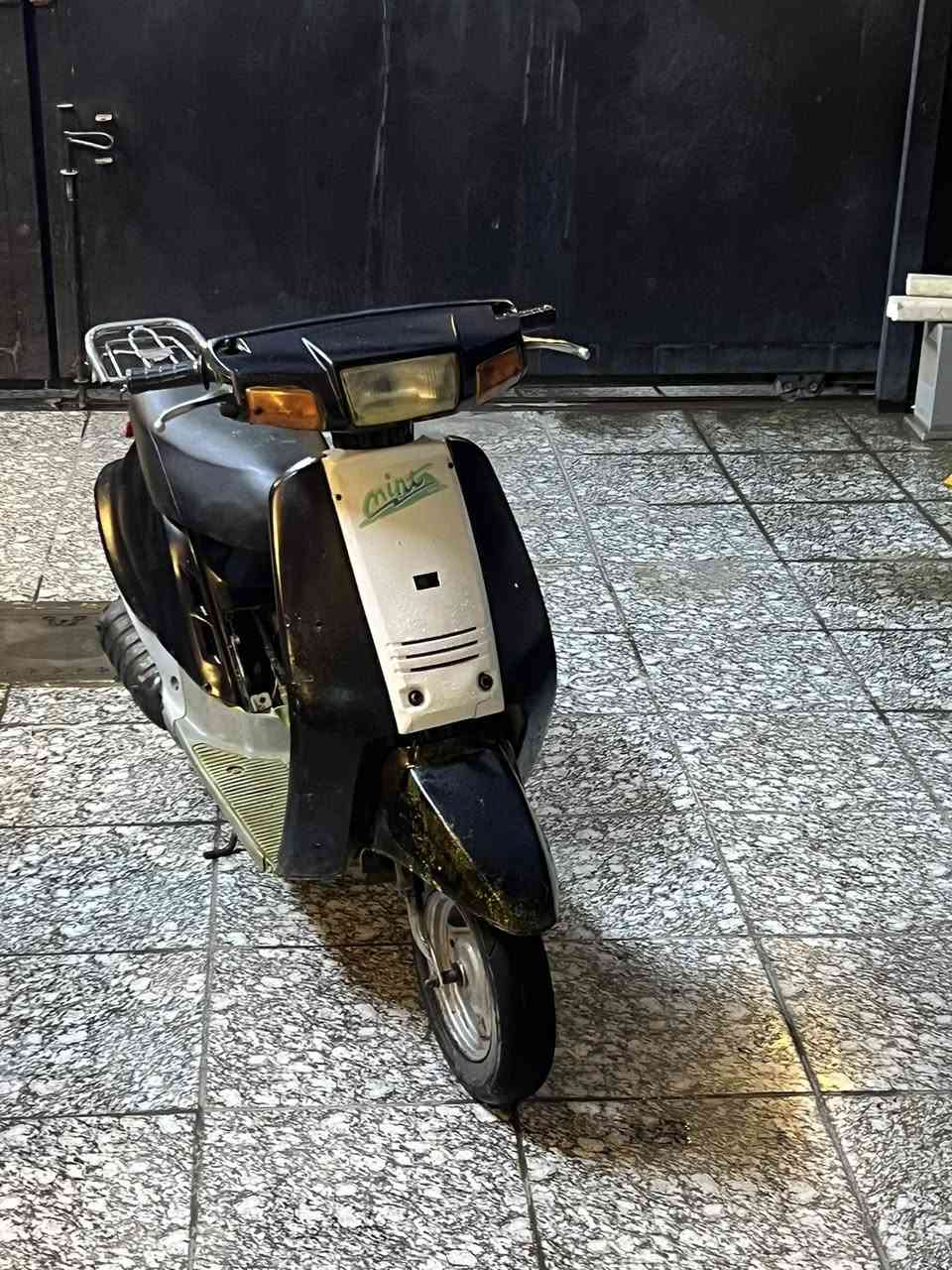 السلام عليكم دراجة منت سلف وهندر شغال كيجات شغالة رايد مراوس يا عبد الحليم


**إذا كنت صاحب هذا الإعلان وتريد حذفه لأي سبب، رجاءا أرسل رسالة إلى الدعم الفني**