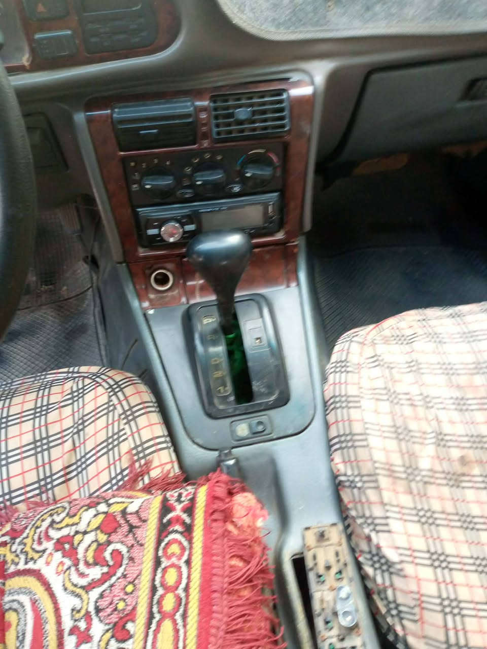 السلام عليكم
سياره برنس اوتماتيك موديل 1995 فراشة 

كير ومكينة مكفول العنوان ديوانية سنية 

مشروع وطني بابل 

السعر 25 ورقة وبيها مجال 

الرقم ***********
