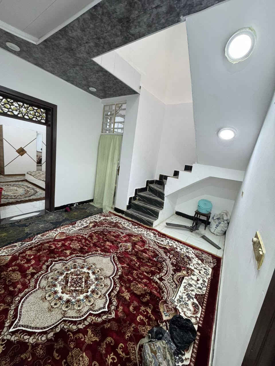 السلام عليكم ورحمه
بيت للبيع طابو زراعي المساحه ١٢٠ متر سند ٢٥ قرار محكمه يداور ثاني يوم بسمك مقابيل قريت الغدير شارع الصب السعر 44 وبي مجال عامود ٣١٧ بالخط الثاني للإستفسار ***********
