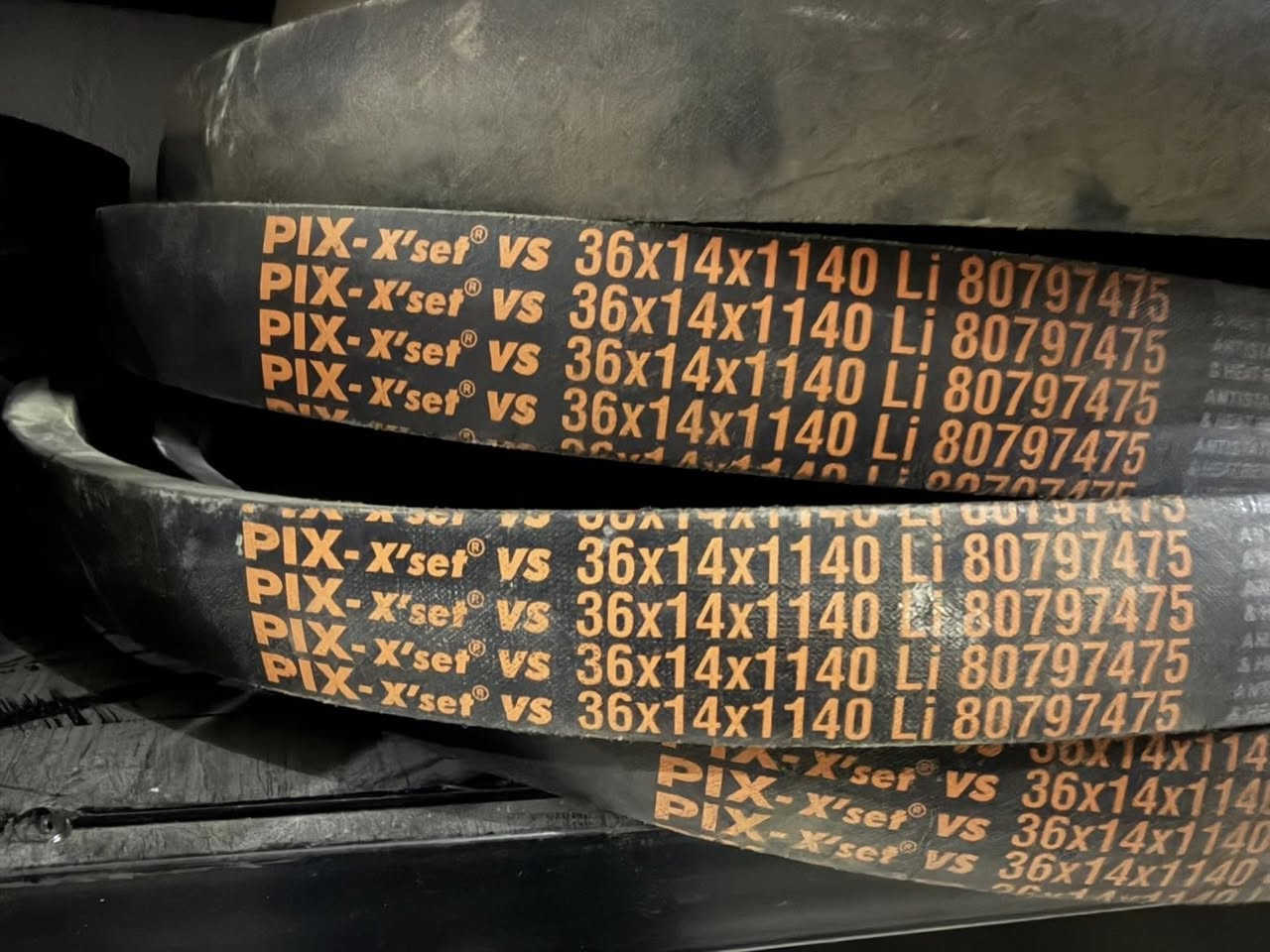 ‎هەموو جۆرەکانی قایشی  دەڕاسە و هەباشە بە هەموو قیاسەکانی لە فرۆشگای دابان بەردەستە 
***********
***********
