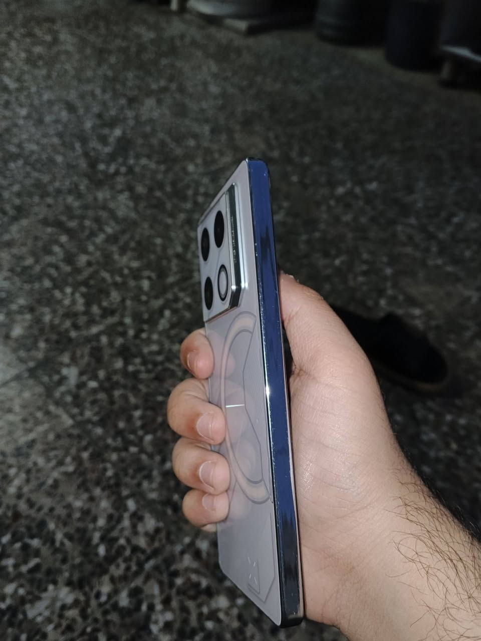 أنفنكس GT20 pro
ذاكرة 256 12+12
 بطارية 5000
 ببجي 120 فريم
ملحقات كارتونه وكفرات2
 مامفتوح ولا مصلح فقط بي هاي الضربات بالشاصي
 السعر 225 مكاني بغداد الحرية


**إذا كنت صاحب هذا الإعلان وتريد حذفه لأي سبب، رجاءا أرسل رسالة إلى الدعم الفني**