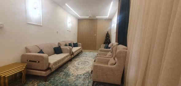 بيت للبيع مساحته ٧٧ متر واجهة ٧ والنزال ١١ 
الارضي استقبال ٧×٣ 
وحمامين خارجي وداخلي 
وهول+ مطبخ
بالطابق الثاني غرفتين نوم كبيره (الغرفتين تحتوي على بالكونات) خدمات ماء كهرباء مجاري تبليط 
الموقع الغزالية شارع المركز خلف سوك الجنابي
للاستفسار :مكتب المشجر للعقار بداية شارع المشجر مقابيل محطة
(***********)
(***********)
(***********)
