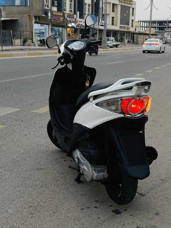 السلام عليكم للبيع دراجه كايمكو G4 مصبوغ عام صبغ درجه اولا كهربايات كلها شغاله نكره صلف محرك حلو تايرات انضاف محرك 150cc السعر 450  اوبي مجال مكاني الرمادي قرب حجي زياد 
***********
