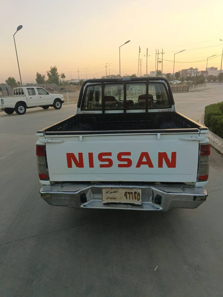 پیکاب نیسان مودیل2004رە ئاڕم سۆرانە بە ڕە سمە کییە تە بریتوپاوەرە گێڕومە کینە وآکسلی بشرت چوارتایە نوێیە لە ژێری چوارپارچە ی سبوخە بێی ناوبێی دعم سحری62ورقە وکە مێک مجال موبیل***********فایبرووآتساآپی لە سە رە رانية, السليمانية
