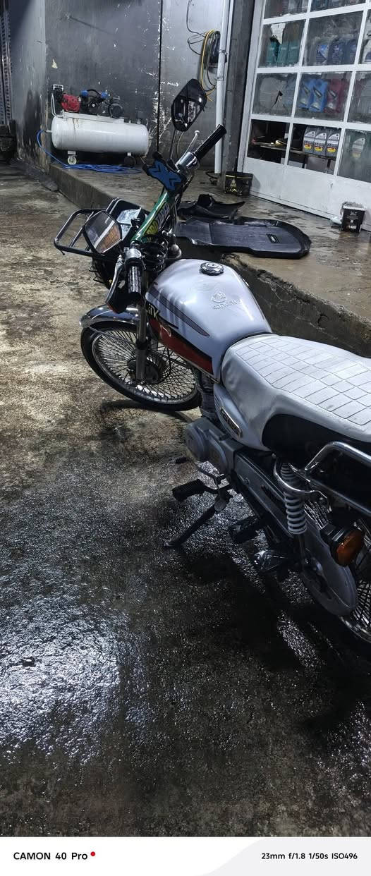 مطور تايكر للبيع تحريكه فول وايرمنيه شغاله موصل حي البكر السعر 425


**إذا كنت صاحب هذا الإعلان وتريد حذفه لأي سبب، رجاءا أرسل رسالة إلى الدعم الفني**