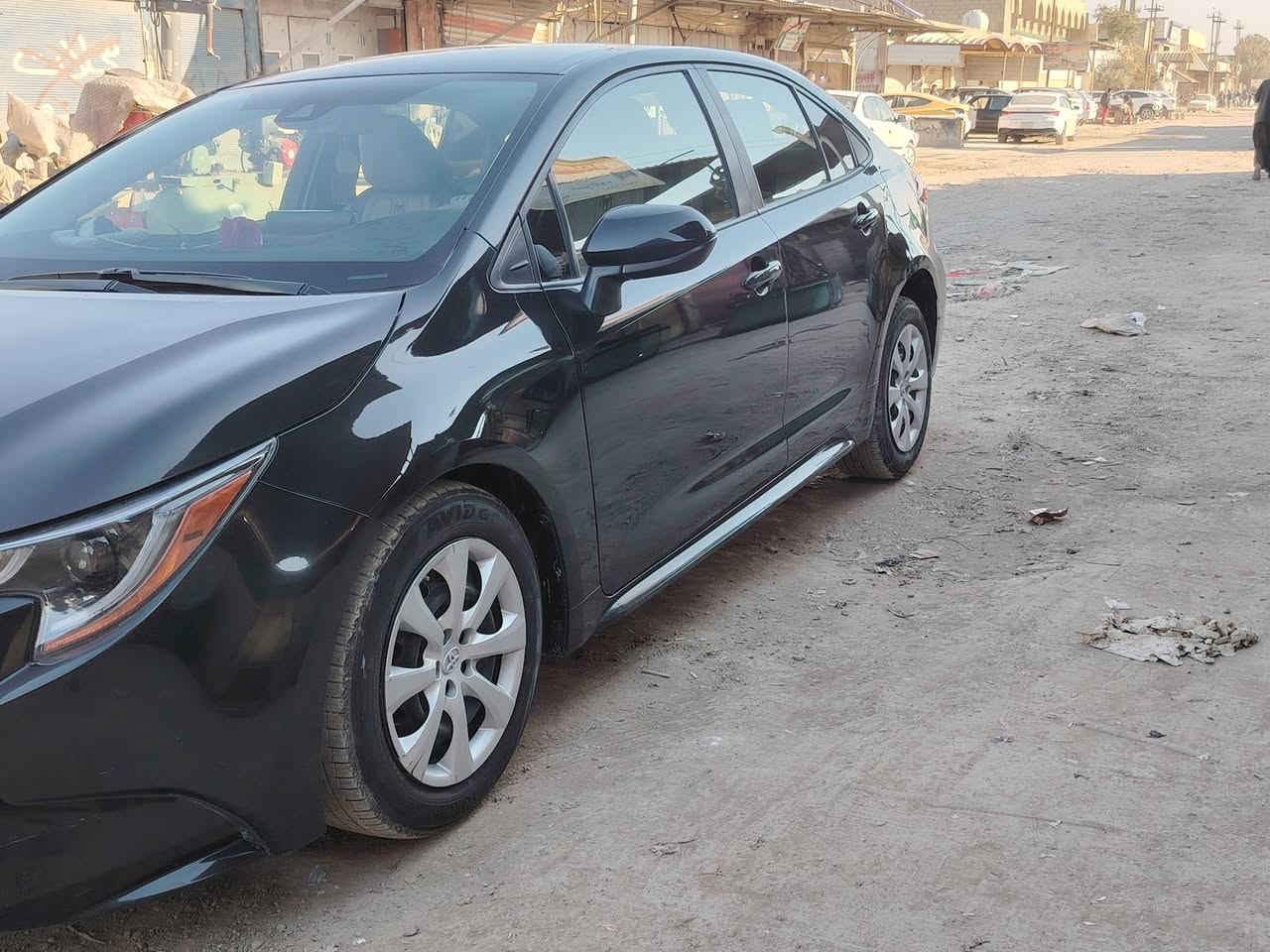 سلام عليكم كورولا موديل 2022 رقم ديالى بسمي مواصفات LE معروفه موصفتها بدون ايرباك ضربت جاملغ خلفي صندوك بسمي تحويل ثاني يوم سعر 145 بيه مجال شري يتصل رقم الهاتف ***********
