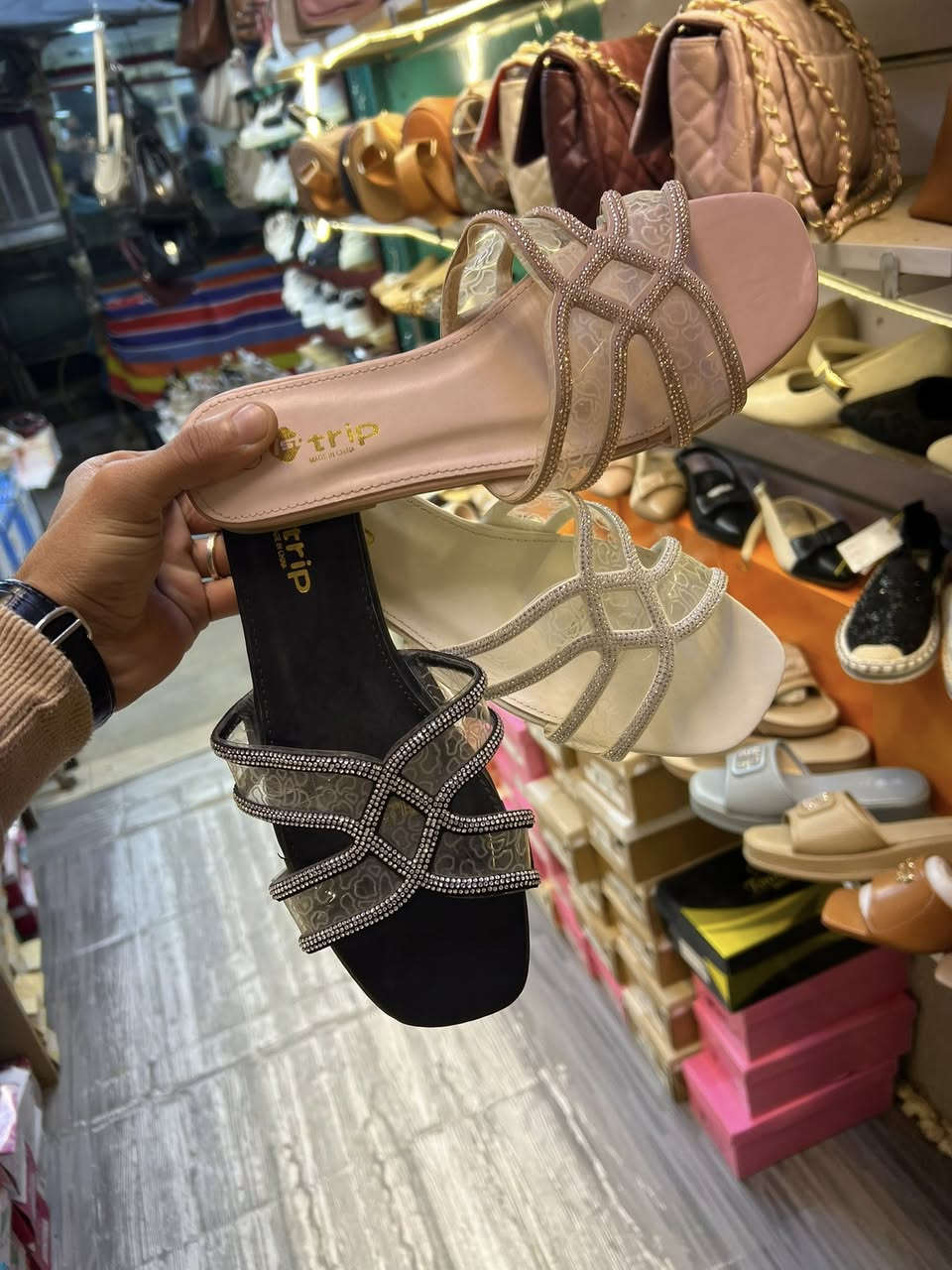 عرض خاص #سعر_القطعه_5 ♥️

عرض خاص #سعر_القطعه_5 ♥️
بابل المسيب خلف حسينية اهالي المسيب 
***********
