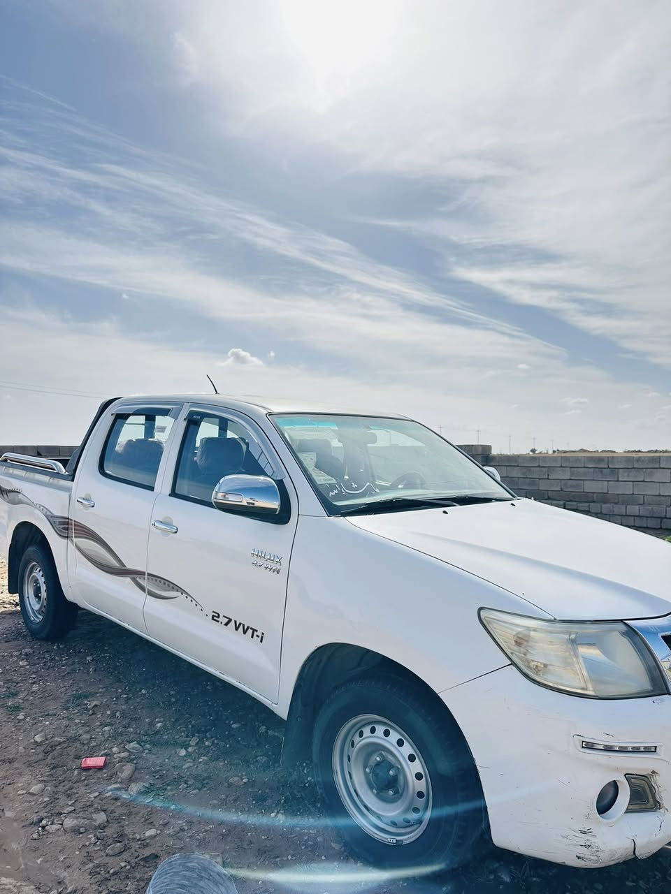 السلام عليكم
عذاري هايلوكس 2013 فخر الصناعة اليابانية 
كير عادي + محرك شرط مامفتوح لا صرف لا صوت لا بخار 
صدر امامي خلفي جديد 
تخم تايرات جديد شرط 
كامرة + شاشة 
داخل احمر جديد شرط 
رقم اربيل أجنبي بأسمي تحويل ثاني يوم 
سيارة جديدة ونضيفة مامتعوبة 
( السيارة مكفولة من الصبغ من الدعامية للدعامية )
بيها فقط بارد بل جاملغ الامامي والجاملغ الخلفي 
والباقي مكفول 
((السعررر 180 وبيها مجال بسيط ))
***********
