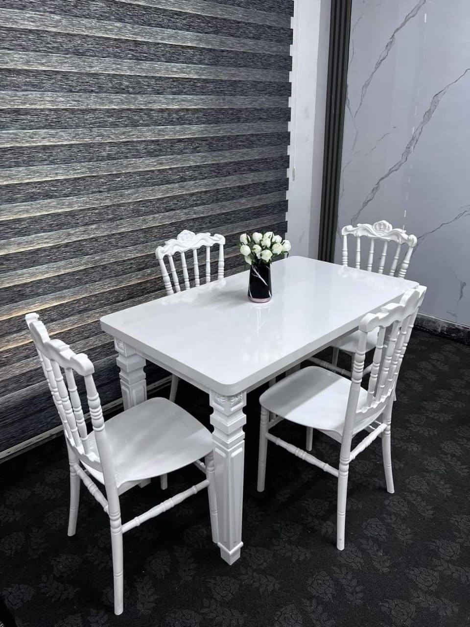 ميز و4كراسي مع توصيل 150


**إذا كنت صاحب هذا الإعلان وتريد حذفه لأي سبب، رجاءا أرسل رسالة إلى الدعم الفني**