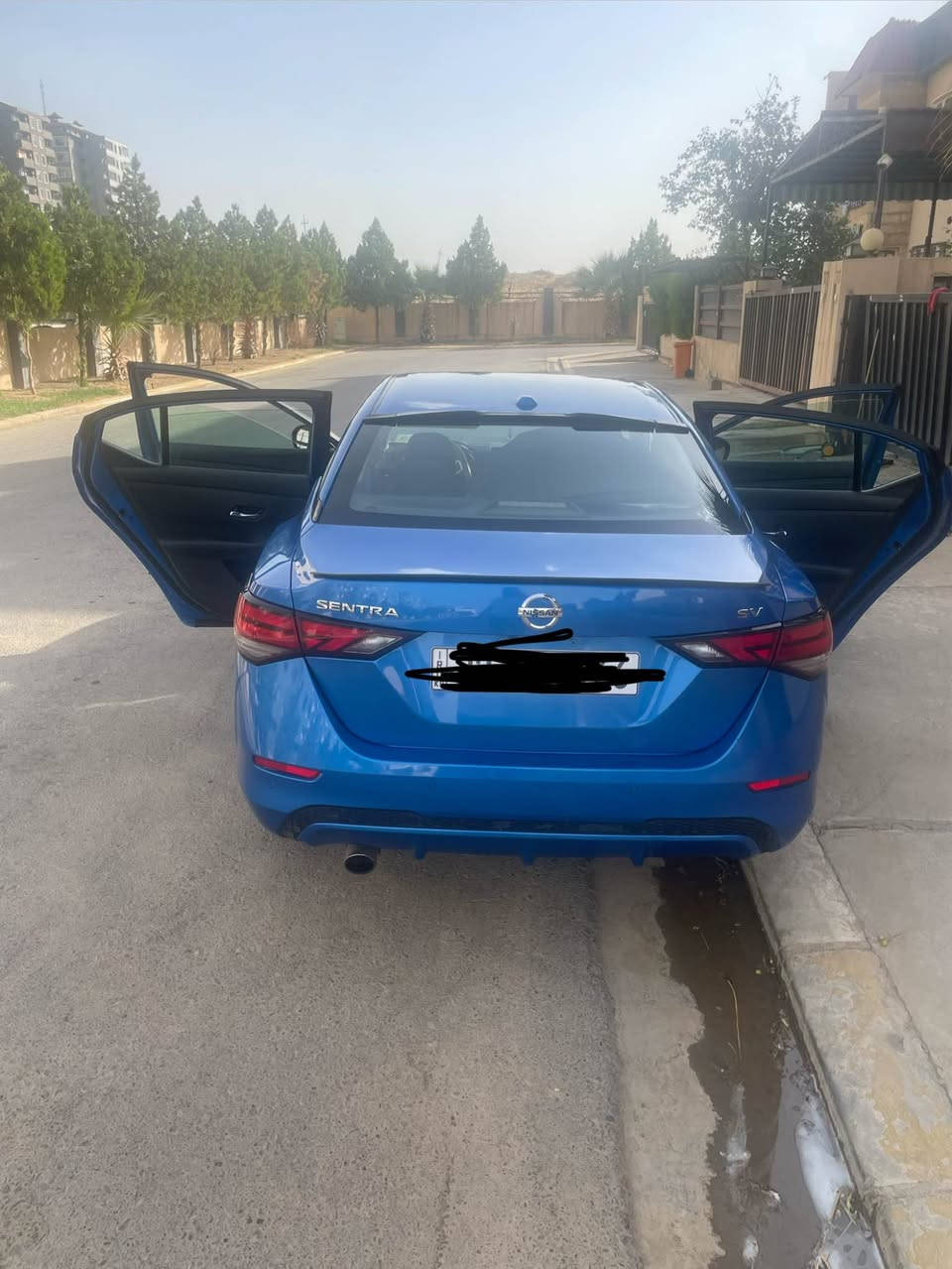 نيسان سنترا midnight موديل : 2021  
وارد 🇨🇦 كندي 
مواصفات SV
لون ازرق ببسي
ممشى : 49000 ml

ترقيم اربيل جديد - تواجد اربيل

هزة جديد 

حجم المحرك : 2.0L ( 4,سلندر ) 

ايرباك مرجع سستم
كلة ع وضع الشركة
غطاء بونيد مبدل و
قطعة جانية كلير 🇨🇦 كندي

المواصفات : ‏‎

فتحة سقف 
بصمة ابواب 
‏‎بصمة تشغيل 
‏‎شاشة كبير ‎
رادارات مع تحديد مسار
استيرن هزاز عند الخروج عن المسار 
كاميرة خلفية 
‏ (التحذير من الاصطدام) 
مع بريك اوتوماتيكي خلفي ( توقف ذاتي ) 
نظام : Eco
نظام : Normal
نظام : Sport
تحكيم ستيرين فوول
تربيد بيانو
كشنات تدفئة
ويل كروم
وبعد هواية مواصفات
 الاتصال على
***********
*********** أربيل, العراق
