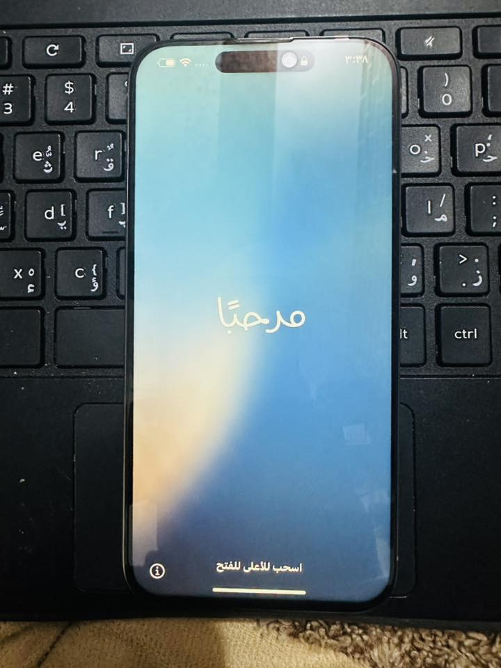 ١٥ برو ماكس نسخه شرق اوسط 
بطاريه ١٠٠ مبدله
ذاكره ٢٥٦ 
اتصال فقط ***********
