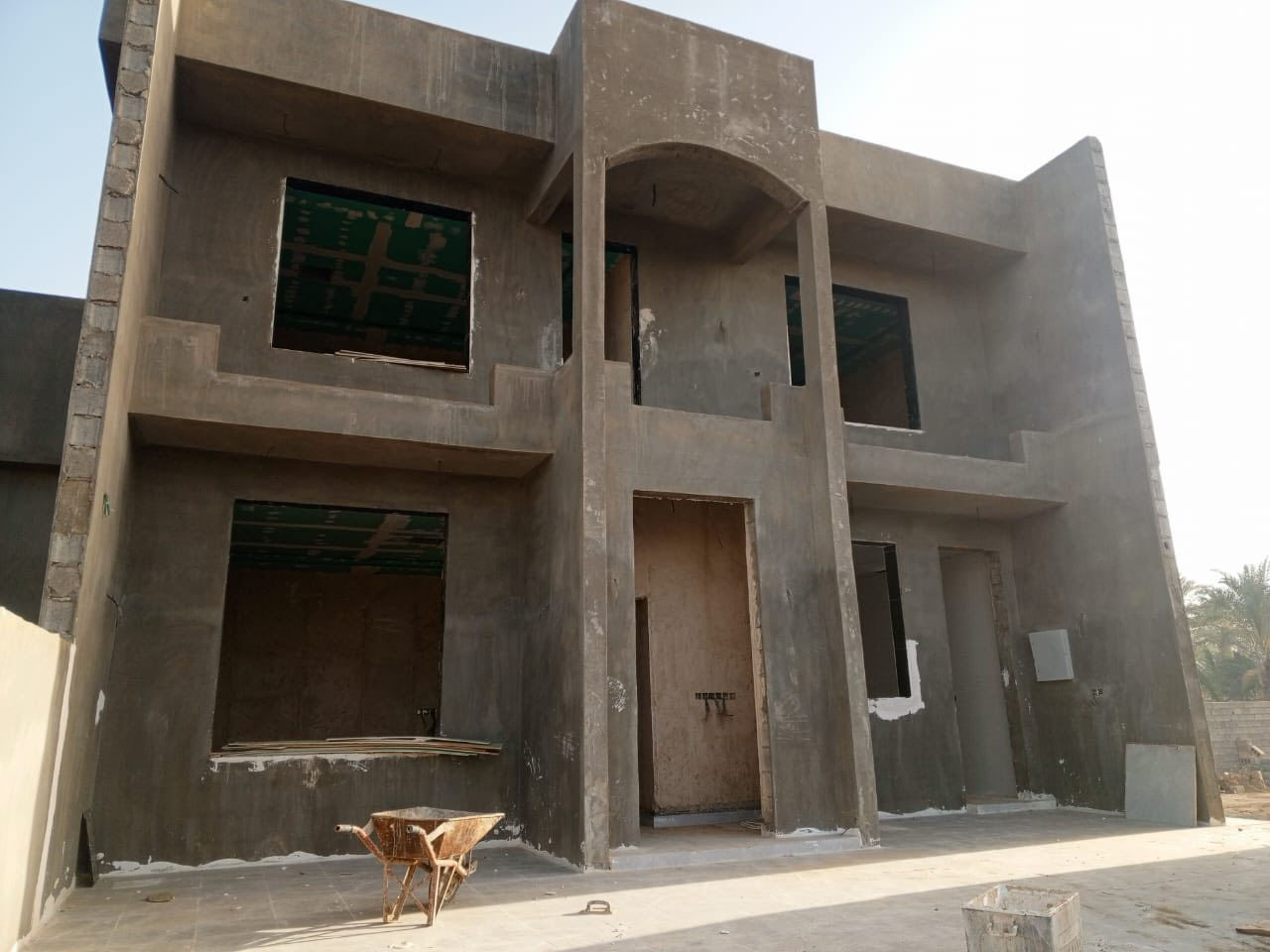 � حلمك ببيت العمر صار أقرب مما تتصور!
إذا تفكر تبني بيتك أو فيلا بمواصفات حديثة وجودة عالية، إحنا نوفرلك الحل الكامل من الفكرة إلى التسليم.

🔹 تصميم حديث حسب رغبتك

🔹 تنفيذ بإشراف مهندسين مختصين

🔹 مواد بناء عالية الجودة

🔹 التزام بالمواعيد والدقة بالعمل

نحن نؤمن أن البيت مو مجرد جدران… البيت هو راحة وأمان لعائلتك ❤️

سواء كان مشروعك:

✔ بيت سكني

✔ فيلا حديثة

✔ إضافة أو ترميم

✔ أعمال هيكل أو تشطيب كامل

فريقنا جاهز يخدمك ويحقق رؤيتك بأفضل جودة وسعر مناسب.

- للاستفسار والحجز 

زورنا في مكاتبنا 

الفرع الاول-ديالى-قضاء المنصوريه-دلي عباس

الفرع الثاني-ديالى-بعقوبه-حولي التحرير

 او مراسلة صفحتنا الرسميه  عبر الفيسبوك 

او اتصل بنا عبّر مكتب الامير للعقار***********

***********

خلّي حلم بيتك يصير حقيقة مع خبرتنا في البناء

(اليوم وعلى بركة الله ننشر لكم جزء من أعمالنا المستمره  ومن الله التوفيق 🤲)
